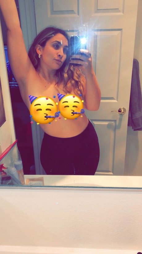 milfweeed star nudes pics