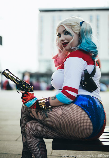 nayrucosplayfree star naked img