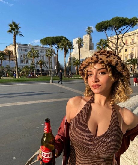 bisou cs hd pornstar archive