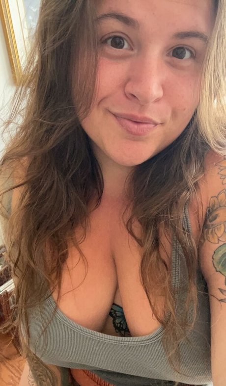 HandfulHeather star naked img