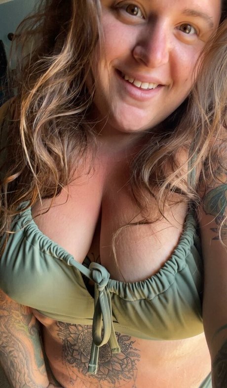 HandfulHeather model hd galleries