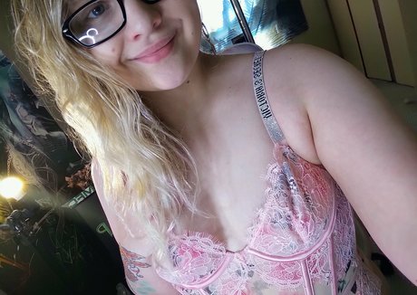 realemilyhaze nice actress photos