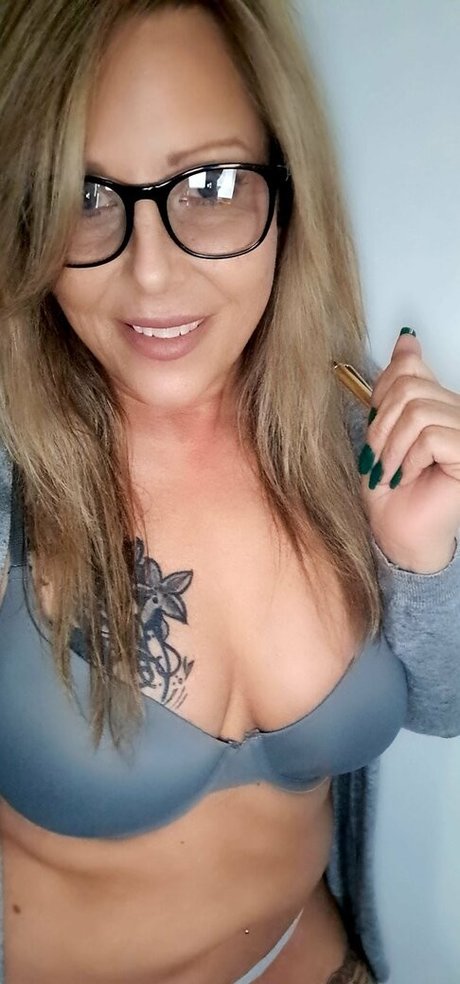 licking pussy onlyfans free naked picture