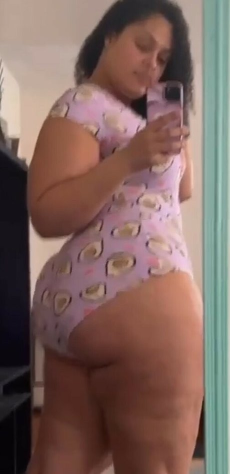 jxlissssaaa naked model picture