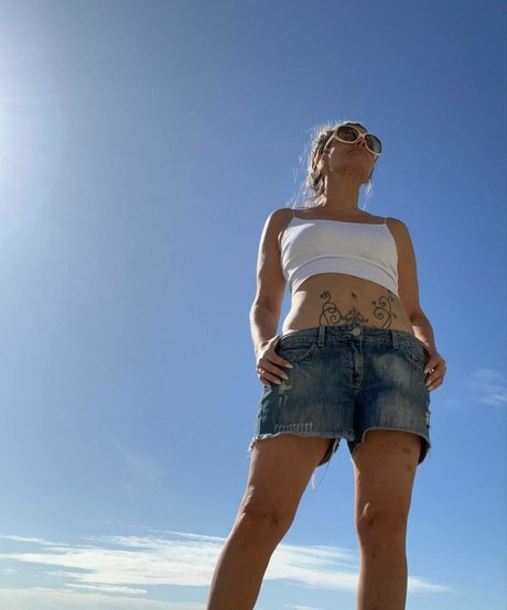 Maria Candida pretty model img