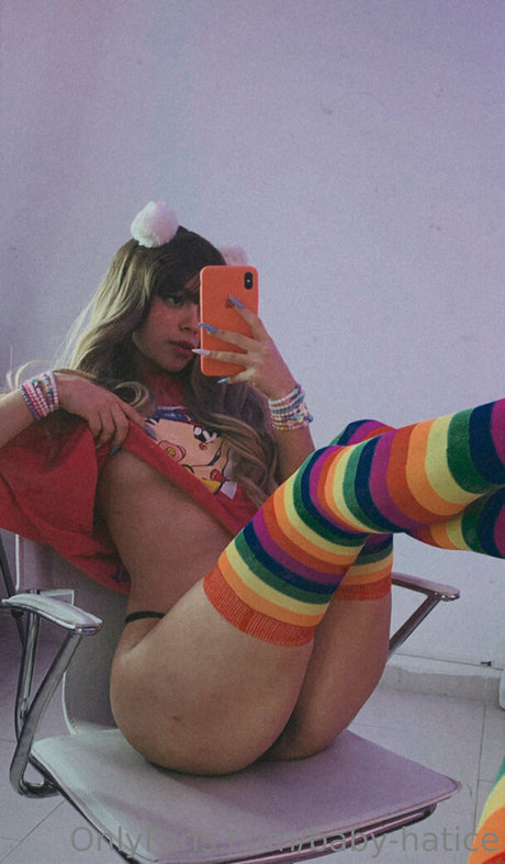 baby hatice model sexy picture