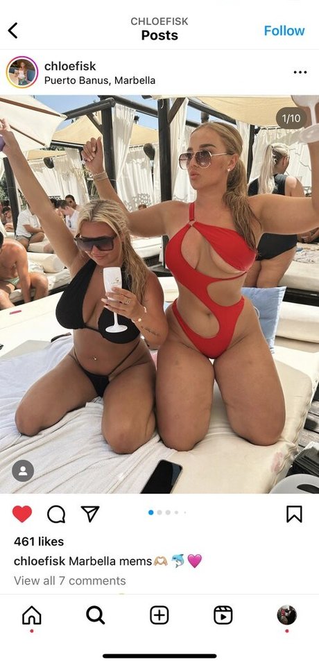 Chloefisk naked model pics