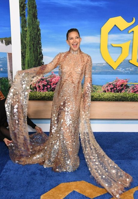 Kate Hudson sexy star pictures