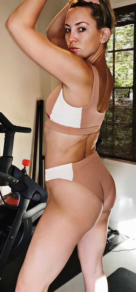 Kate Hudson pornstar art photos