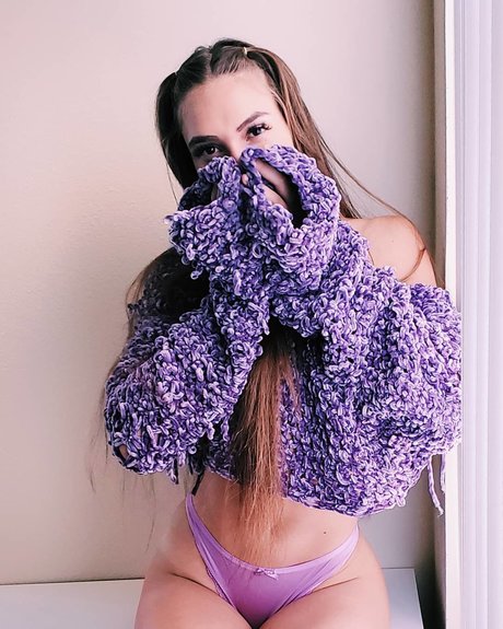 Emma Mathieu model art images