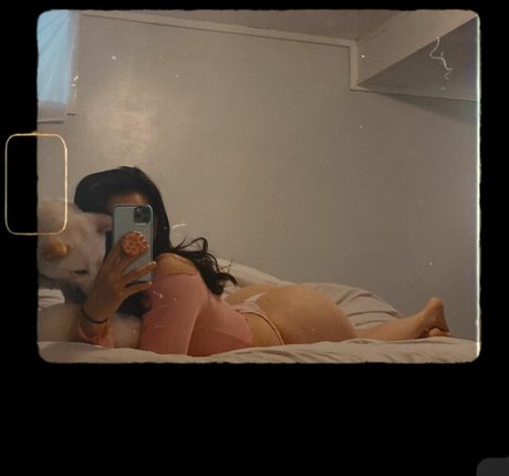 lindaafreckles exclusive model img