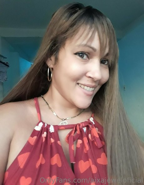 aixajeweloficial hot actress gallery