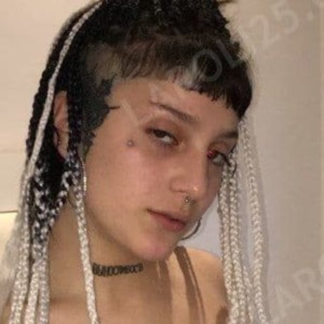 La roli25 model pretty pics