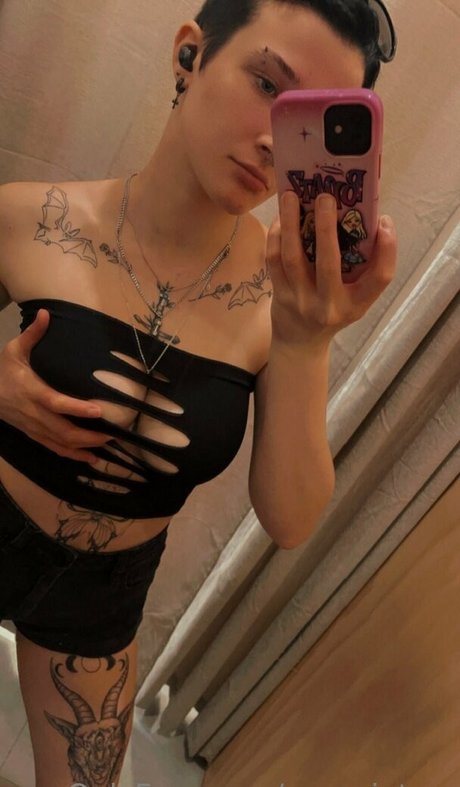 Eve winters model best images