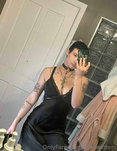 Eve winters naked model pics