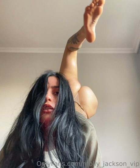 molly jackson vip Profile pic