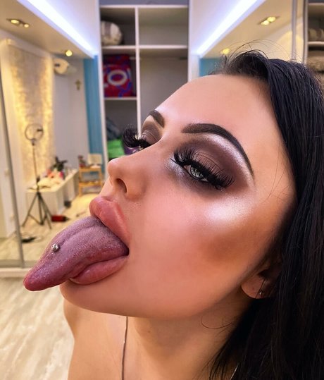 Alison Beth perfect model photos