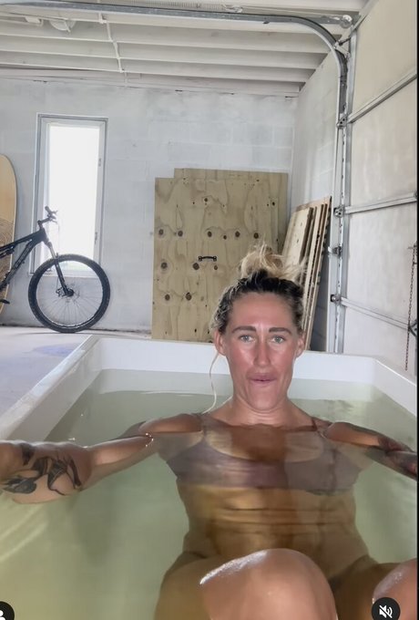 Danielle Brandon pretty actress img