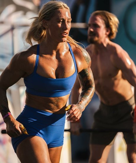 Danielle Brandon model nude photos