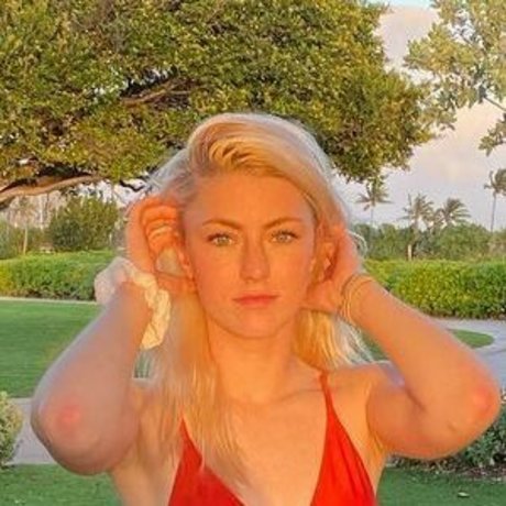 Autumnrosehoney porn model pics