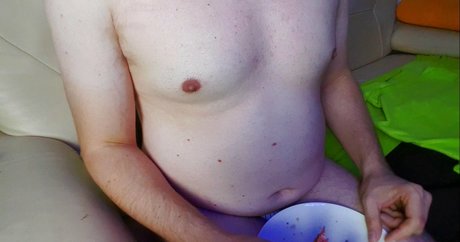 bellystuffingfan Profile pic