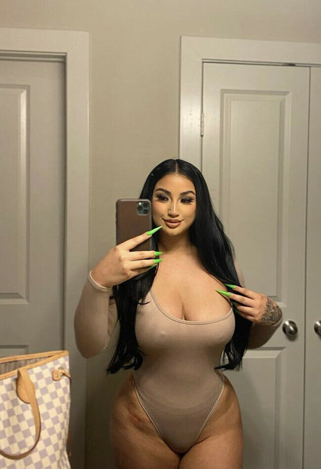 Sarah Soho model art images