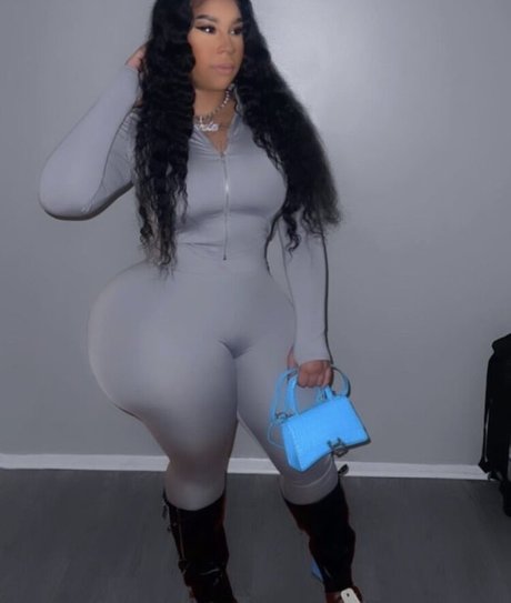 Iam pandoraaa exclusive model gallery