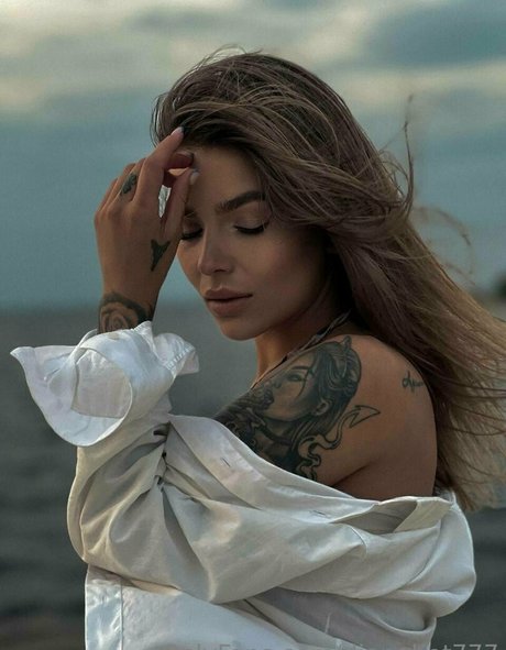 juliawind pretty star image