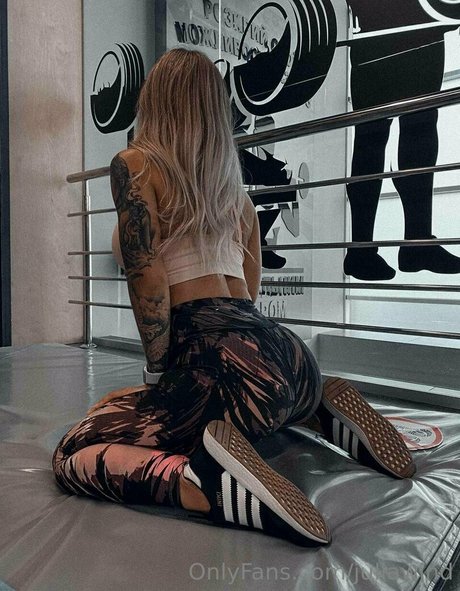 juliawind nudes pornstar photo