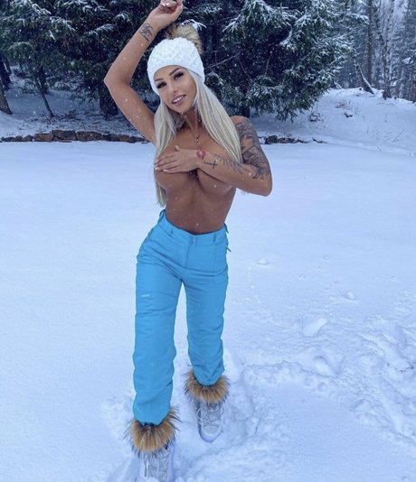 Nikola Rihova pornstar pretty pictures