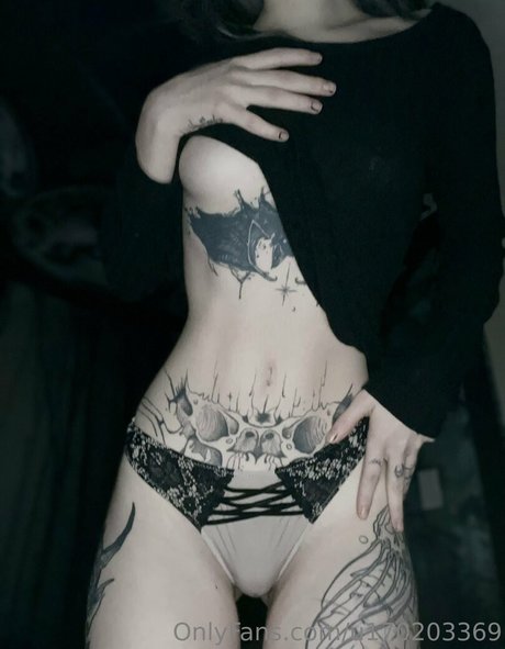 domtrickzz pornographic star image