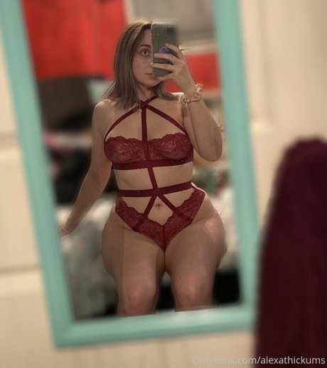 AlexaThickums perfect star pics