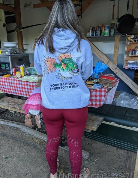 thickmommarie pornstar naked gallery