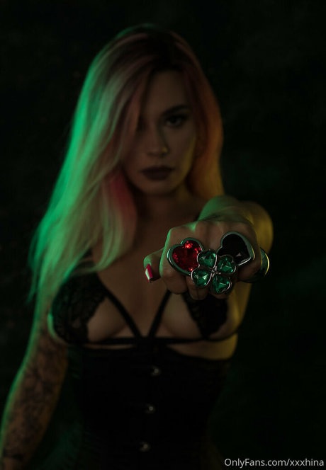 crazy latina model hot photos