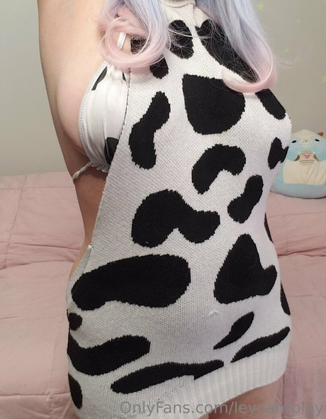 Leycantplay beautiful model images