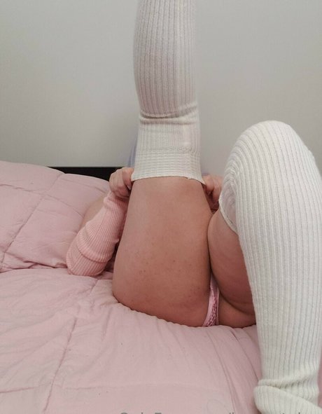 Leycantplay model hd pics