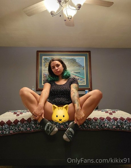 kikix91 pornstar nude pictures