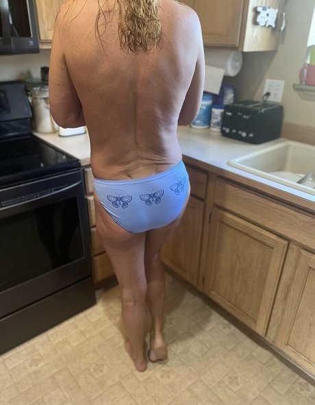 Macie Mae 69 star adult pics