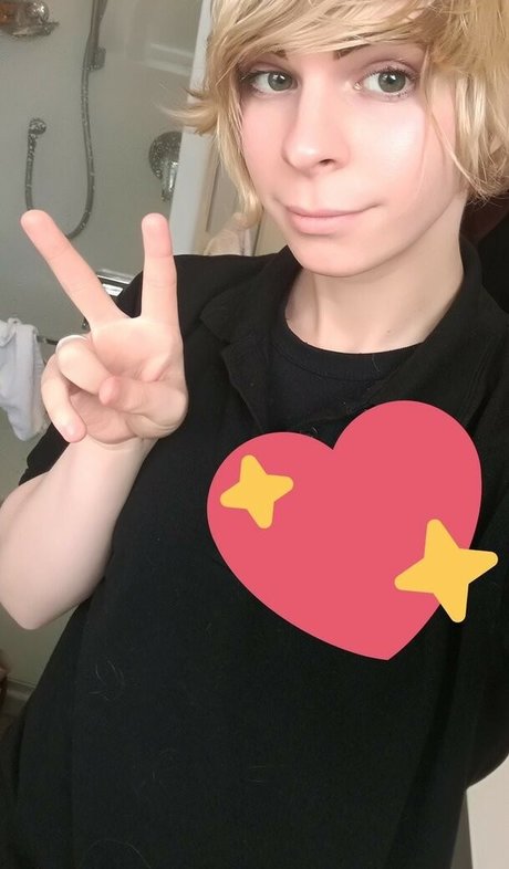 Rosie Kawaii model best picture