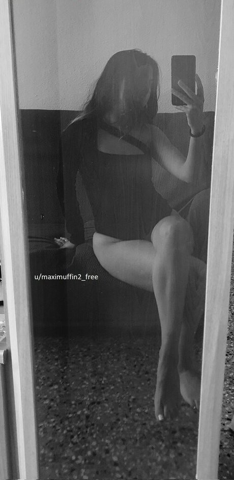 Maximuffin2 nudes model gallery