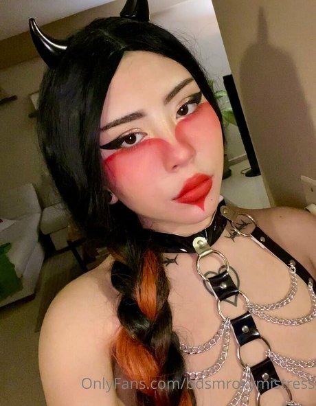 mistressroxybdsm erotic actress photos