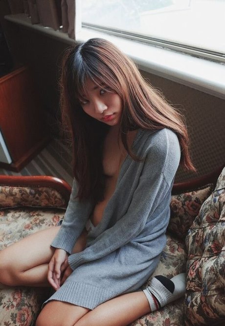 Hanyuyen model hd pics