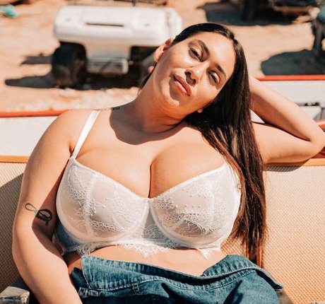 Rosa Guttierez model pornographic photos