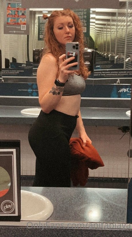 anitaplaya sexy model gallery