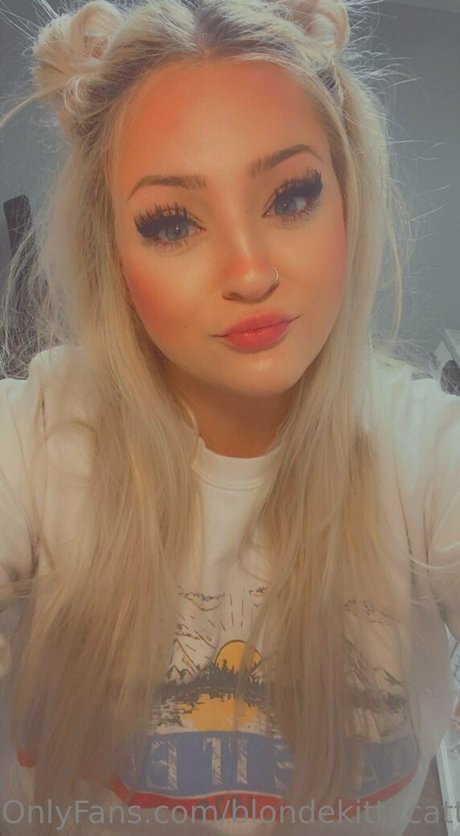 blondekittycattt art pornstar images
