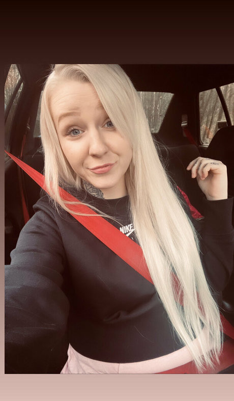 muscular onlyfans adult photo