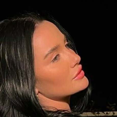 emilykernsx model nice picture