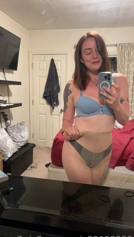 twistedmarie14 beautiful model picture