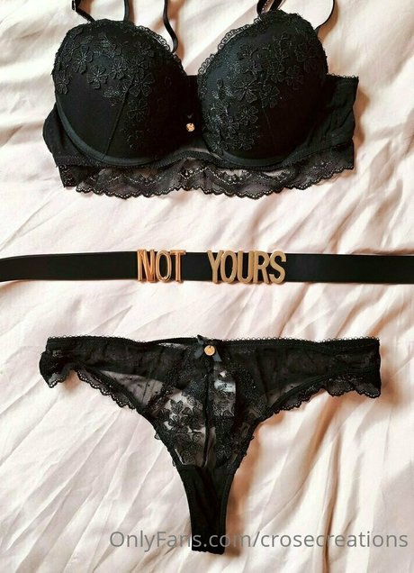 crosecreations best model pic