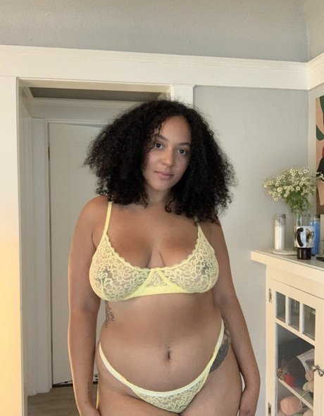 Dreamyriri actress pic